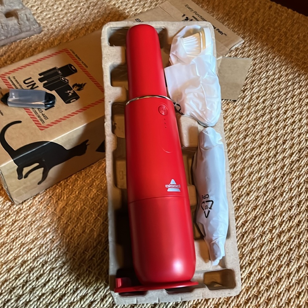 Bissell AeroSlim Hand Vacuum